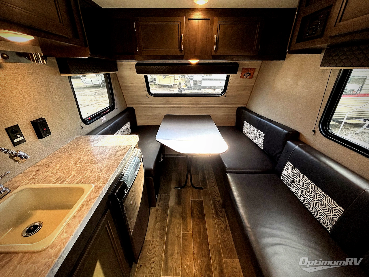 2021 Jayco Jay Flight SLX 7 145RB Photo 4