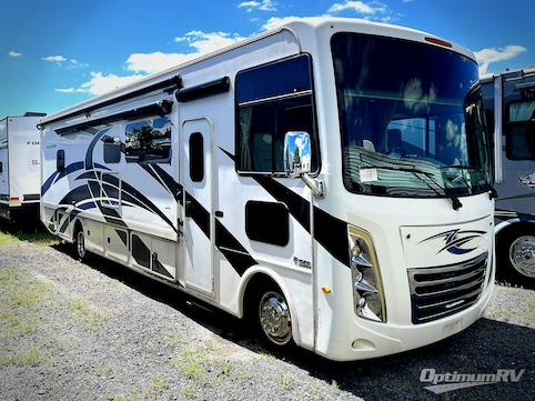 Used 2021 Thor Hurricane 34R Featured Photo