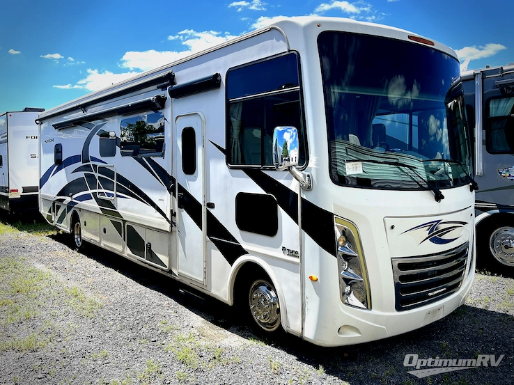 2021 Thor Hurricane 34R RV Photo 1
