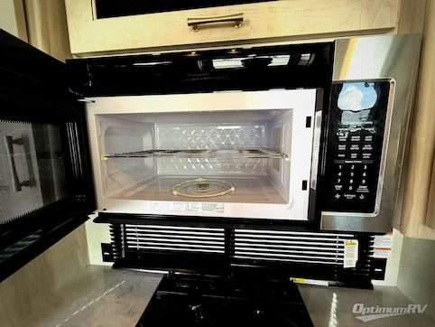 2022 Alliance Paradigm 385FL RV Photo 2