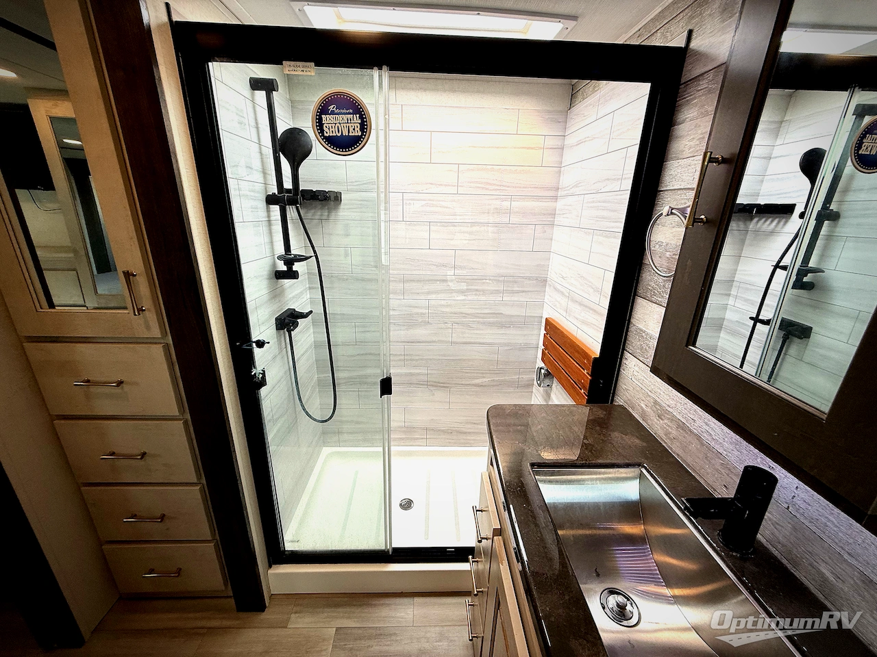 2022 Alliance Paradigm 385FL Photo 18