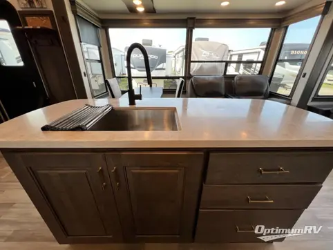 2022 Alliance Paradigm 370FB RV Photo 2