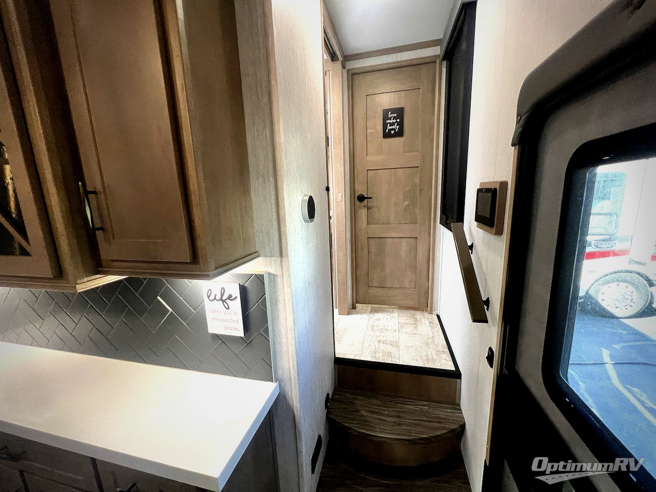 2023 Grand Design Momentum M-Class 351MS Photo 18