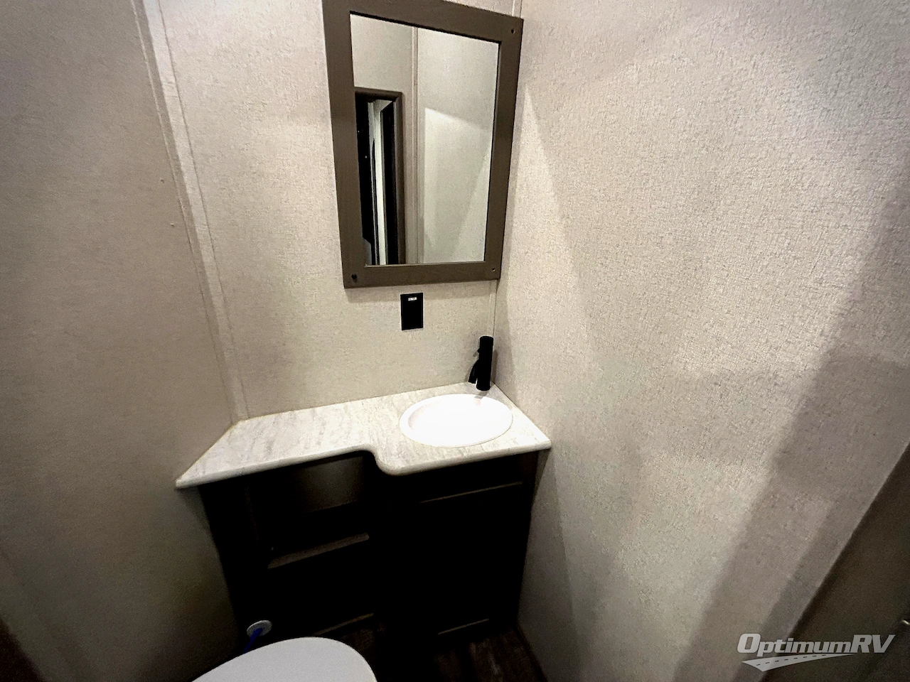 2021 Keystone Raptor 429 Photo 19