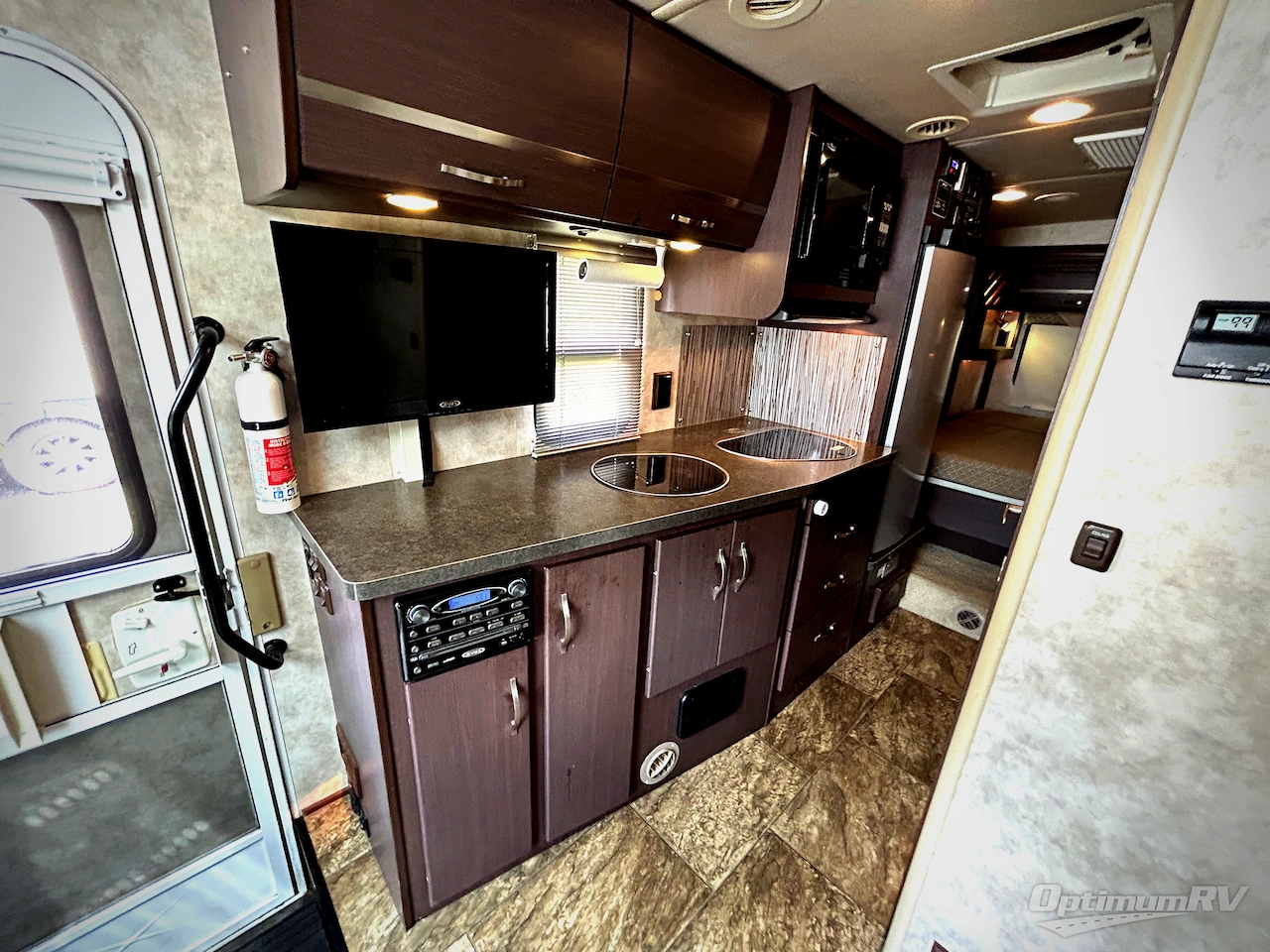 2012 Winnebago View Profile 24G Photo 11
