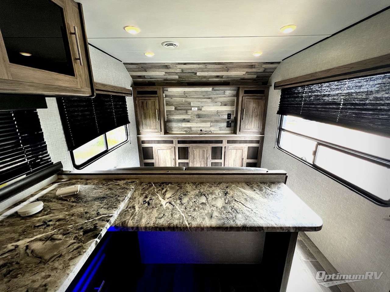 2023 CrossRoads Zinger Lite ZR259FL Photo 4