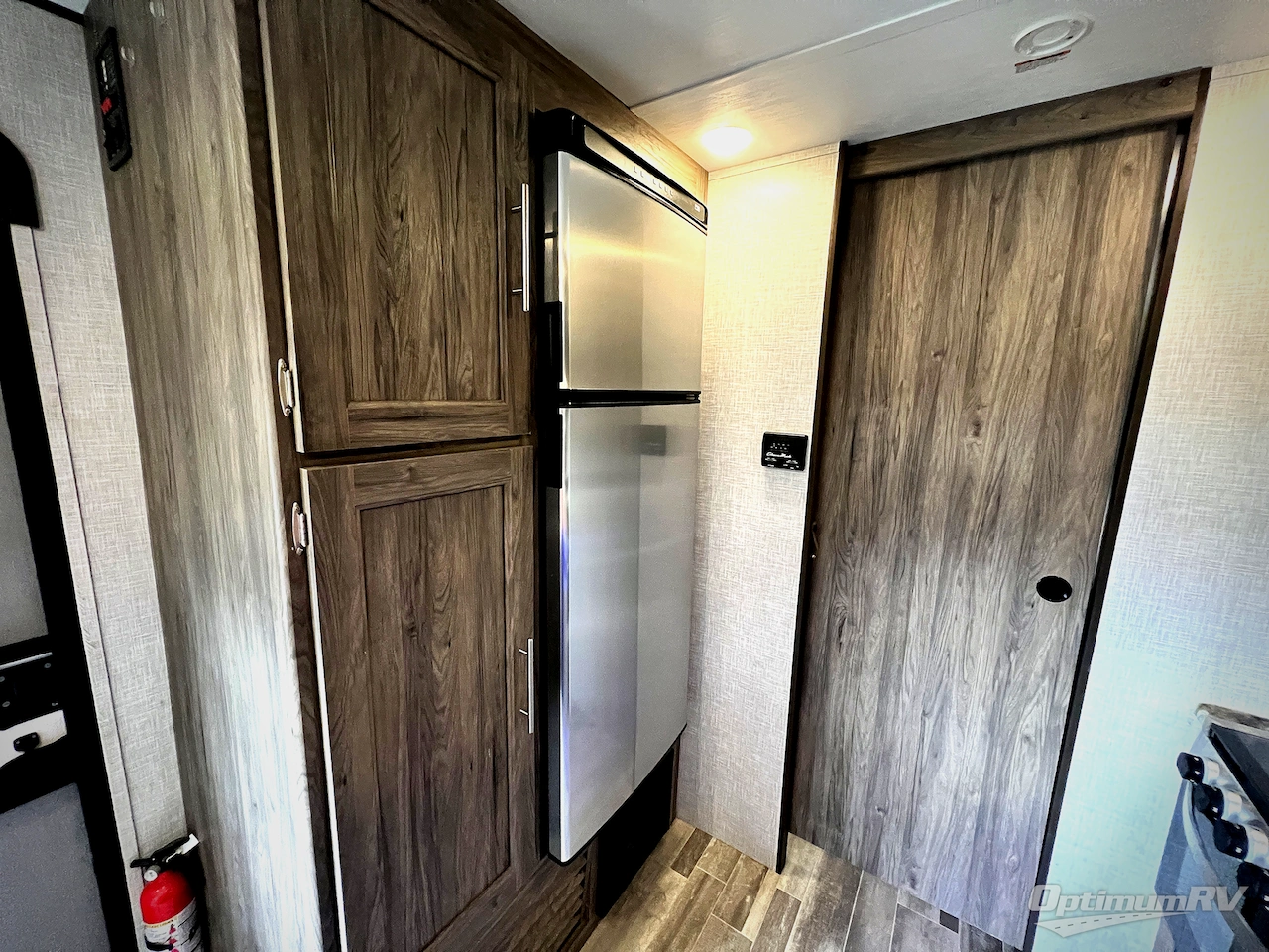 2023 CrossRoads Zinger Lite ZR259FL Photo 12