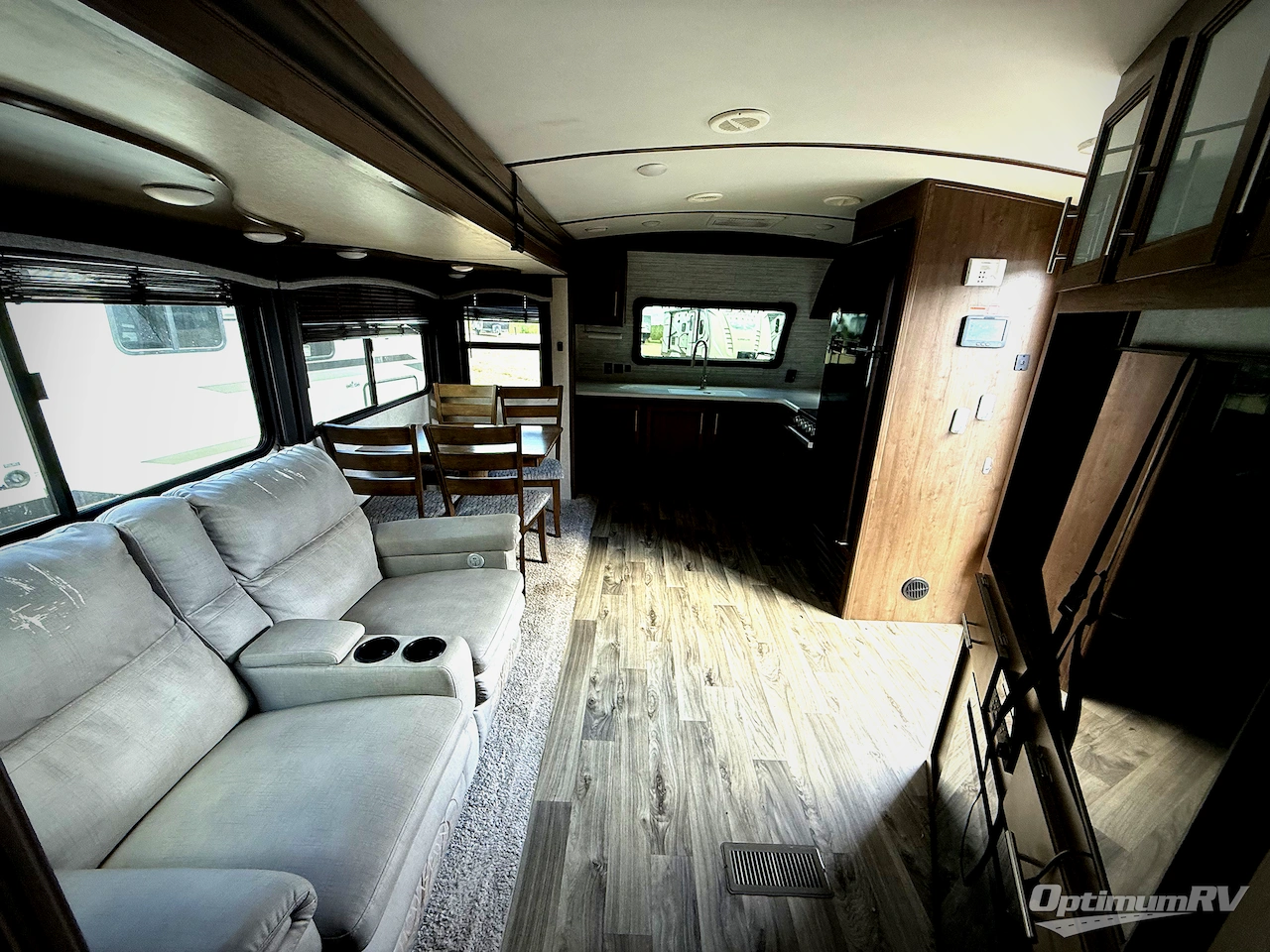 2020 Keystone Cougar Half-Ton 29FKD Photo 5