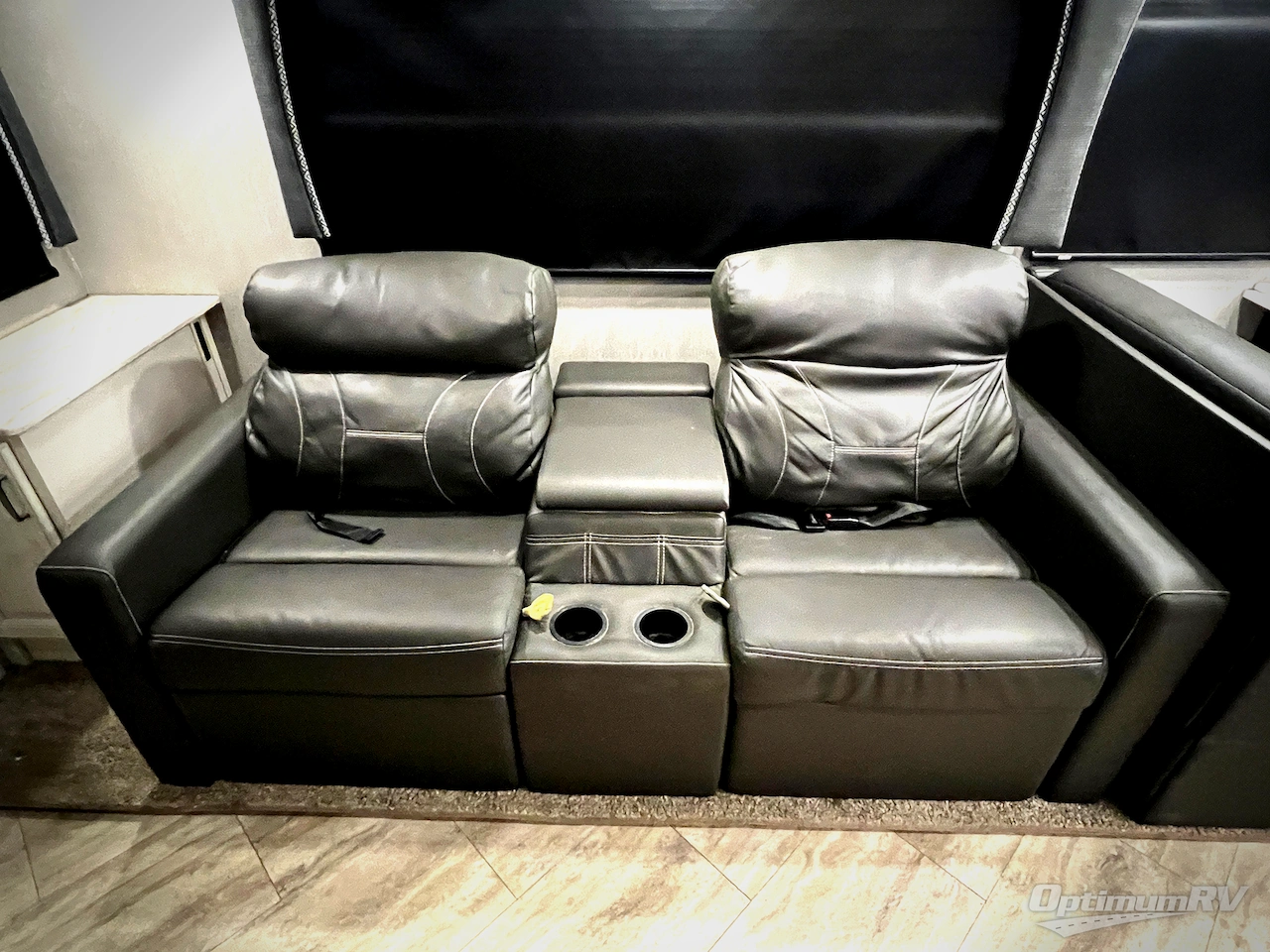 2021 Holiday Rambler Vacationer 35K Photo 14