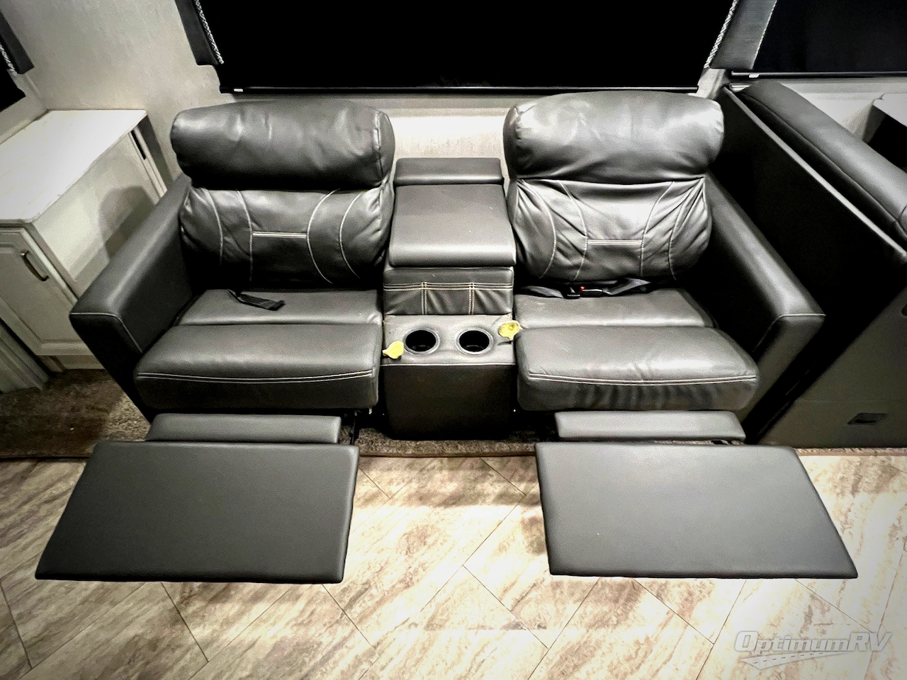 2021 Holiday Rambler Vacationer 35K Photo 15