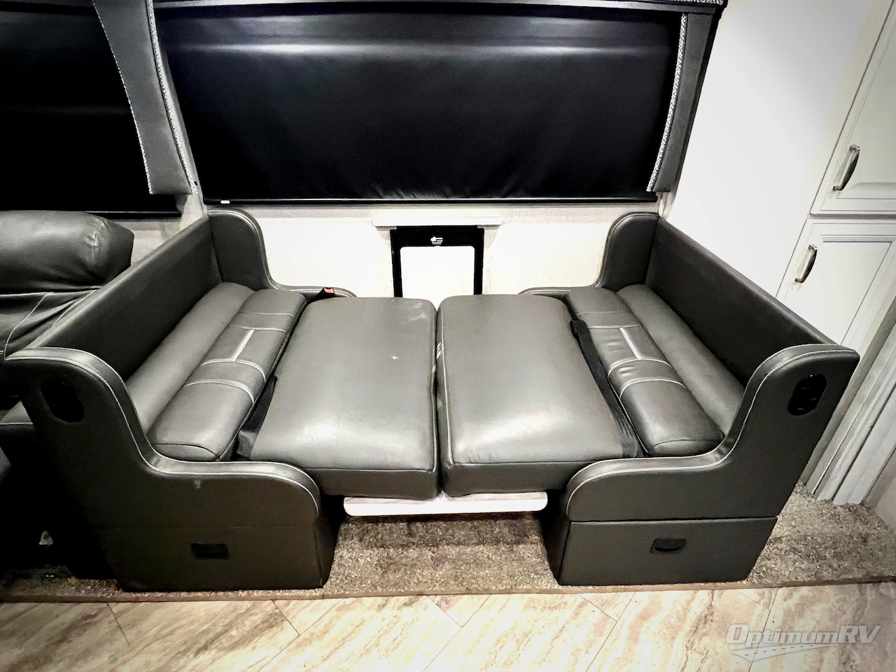 2021 Holiday Rambler Vacationer 35K Photo 13