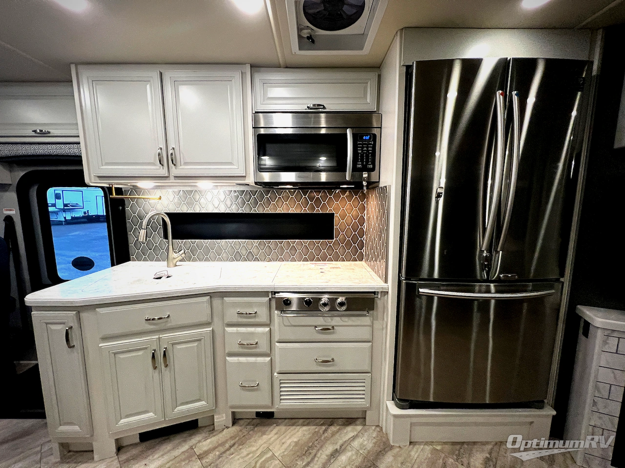 2021 Holiday Rambler Vacationer 35K Photo 18