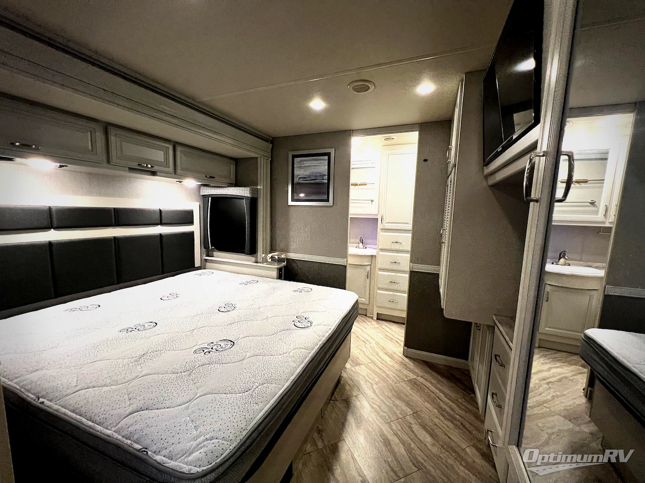 2021 Holiday Rambler Vacationer 35K Photo 35