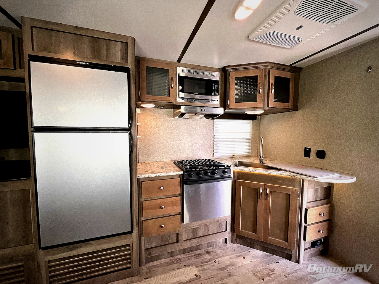 2019 Keystone Sprinter Campfire Edition 33BH Photo 7