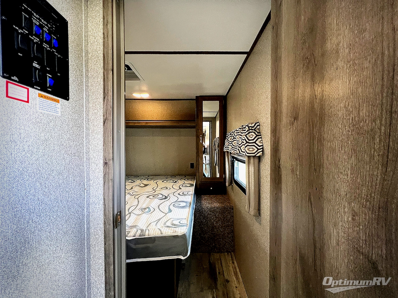 2019 Keystone Sprinter Campfire Edition 33BH Photo 22