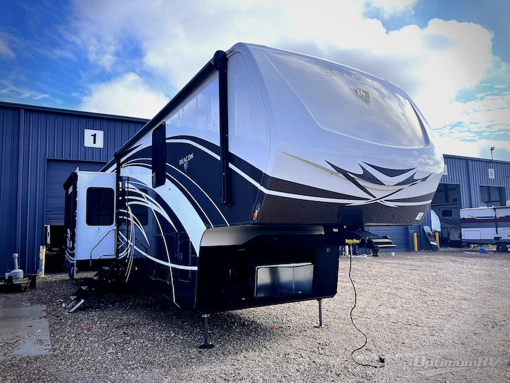 2022 VanLeigh Beacon 41LKB RV Photo 1