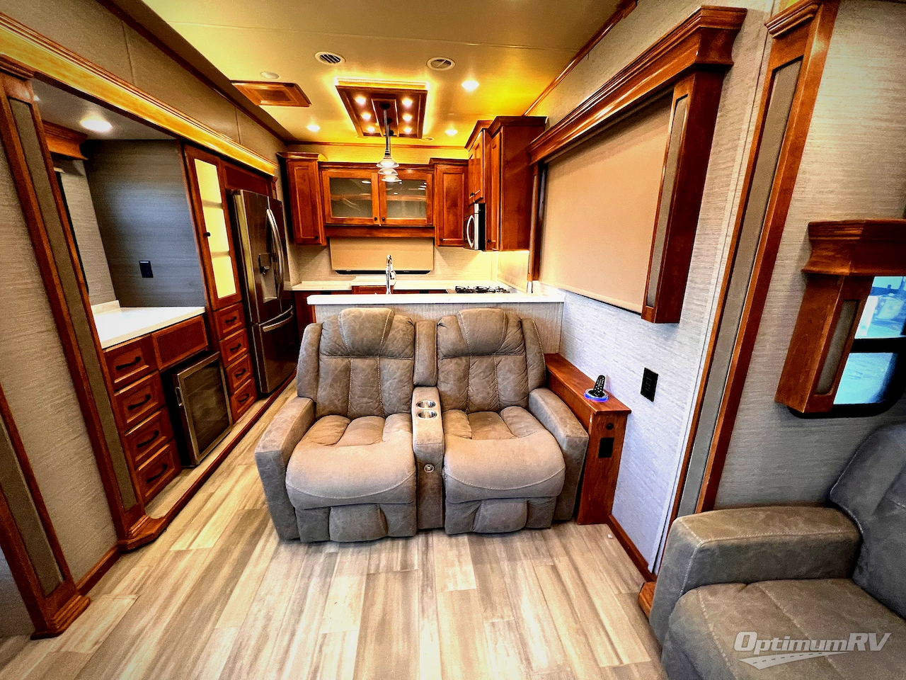 2022 VanLeigh Beacon 41LKB Photo 16