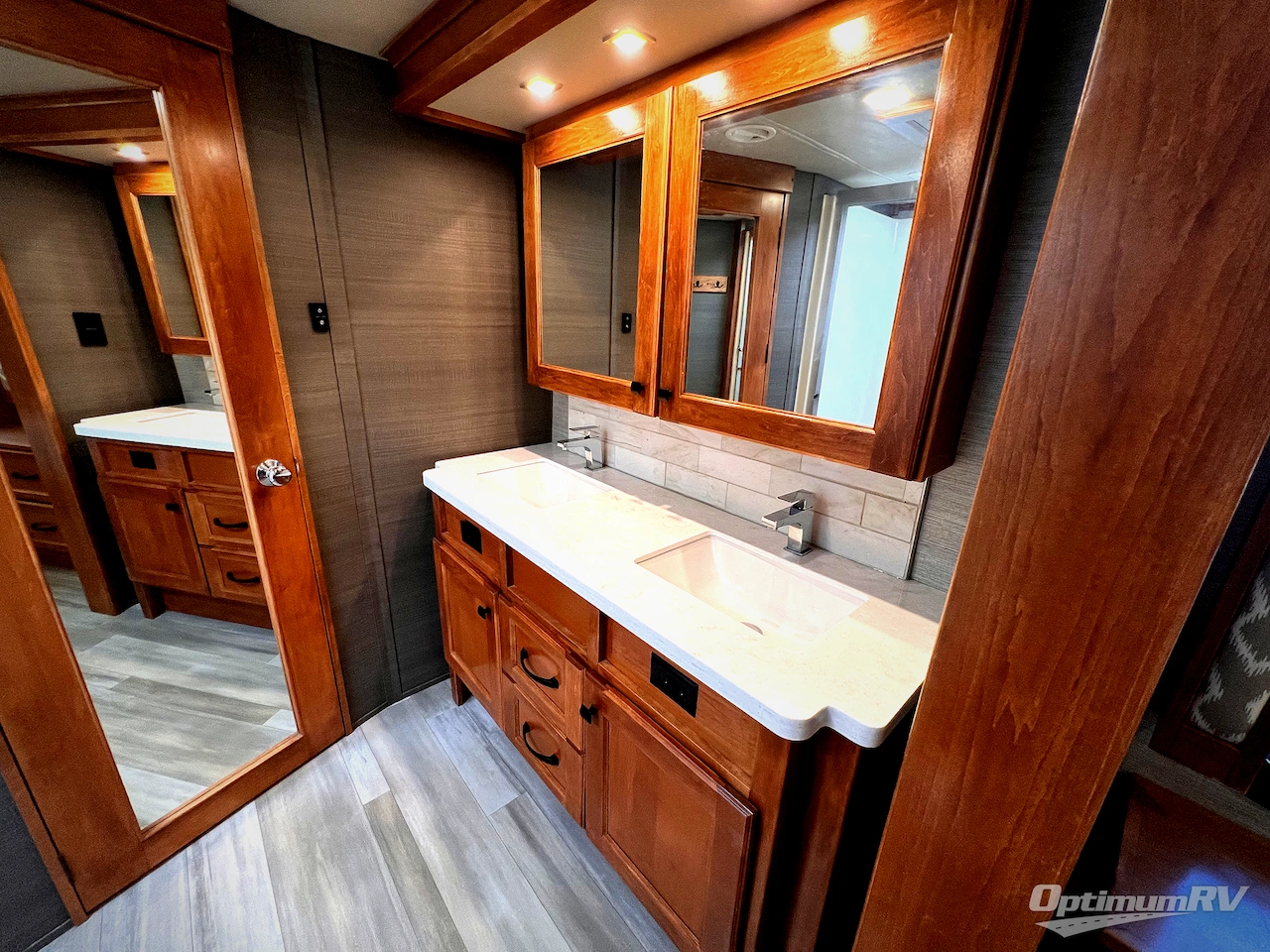 2022 VanLeigh Beacon 41LKB Photo 21