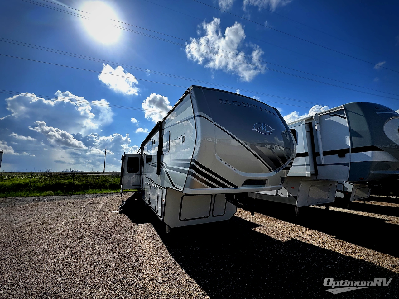 2022 Keystone Montana 3855BR Photo 1