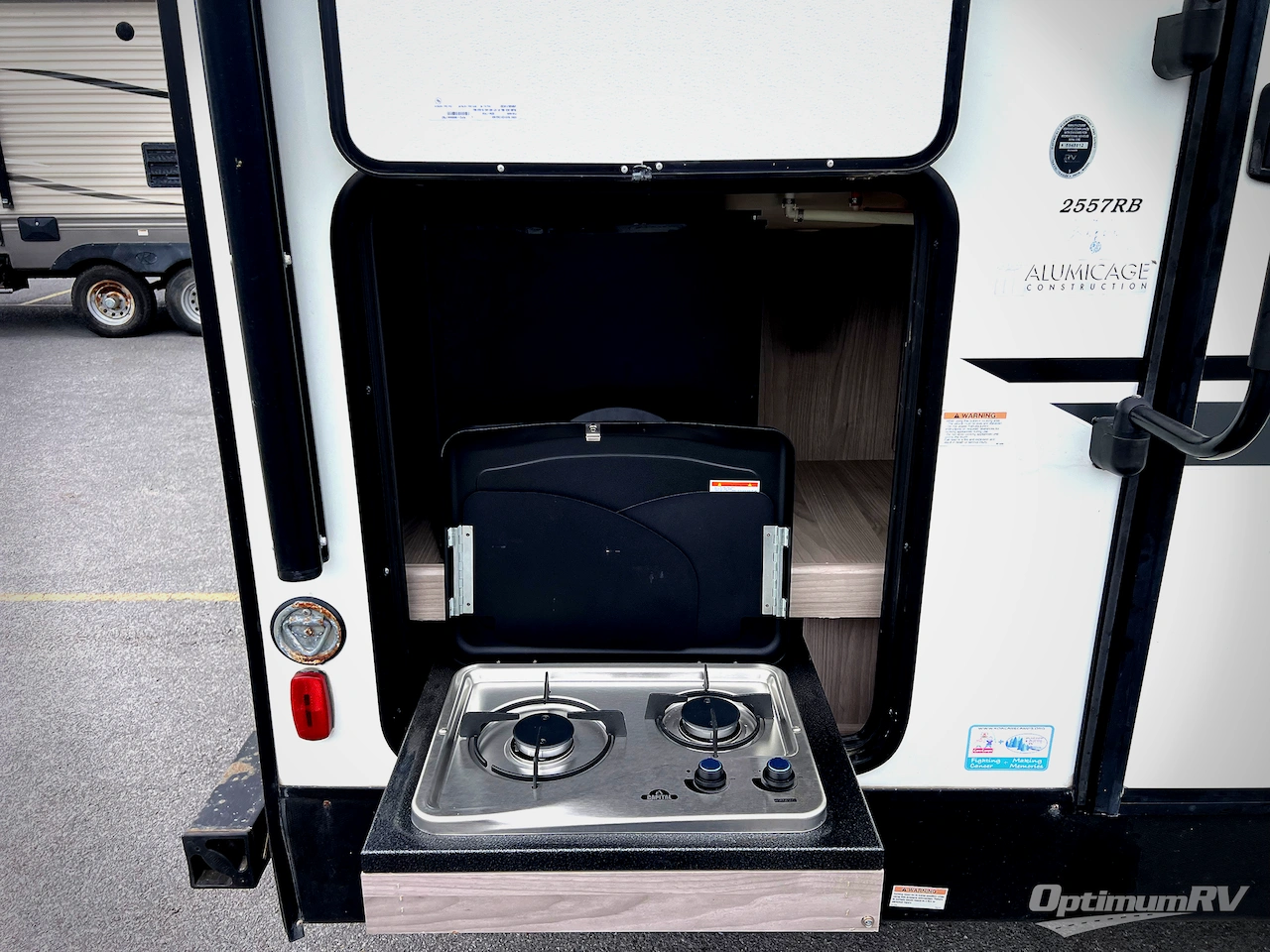 2021 Coachmen Spirit Ultra Lite 2557RB Photo 5