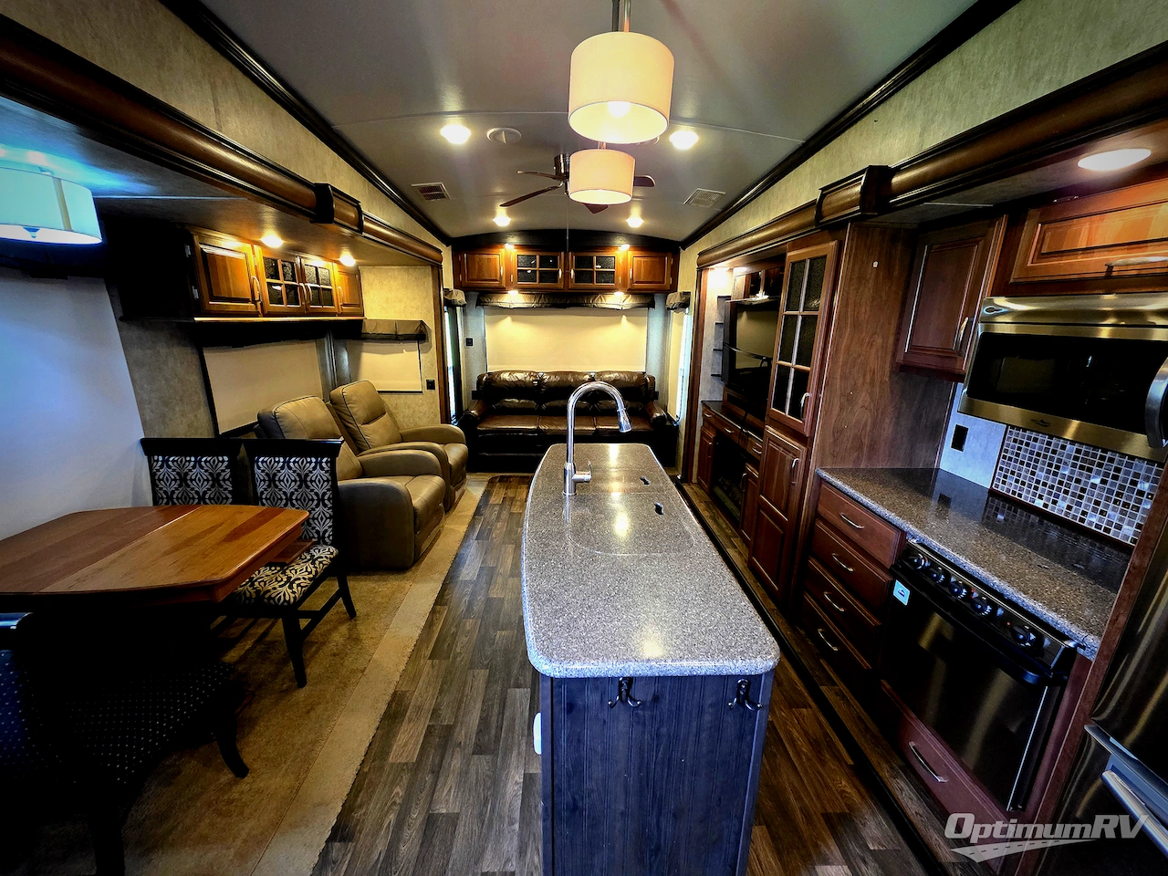 2015 Keystone Montana 3611 RL Photo 2