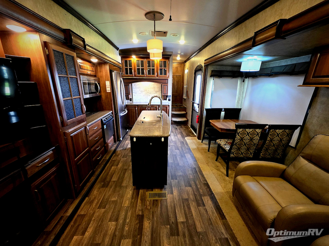 2015 Keystone Montana 3611 RL Photo 3