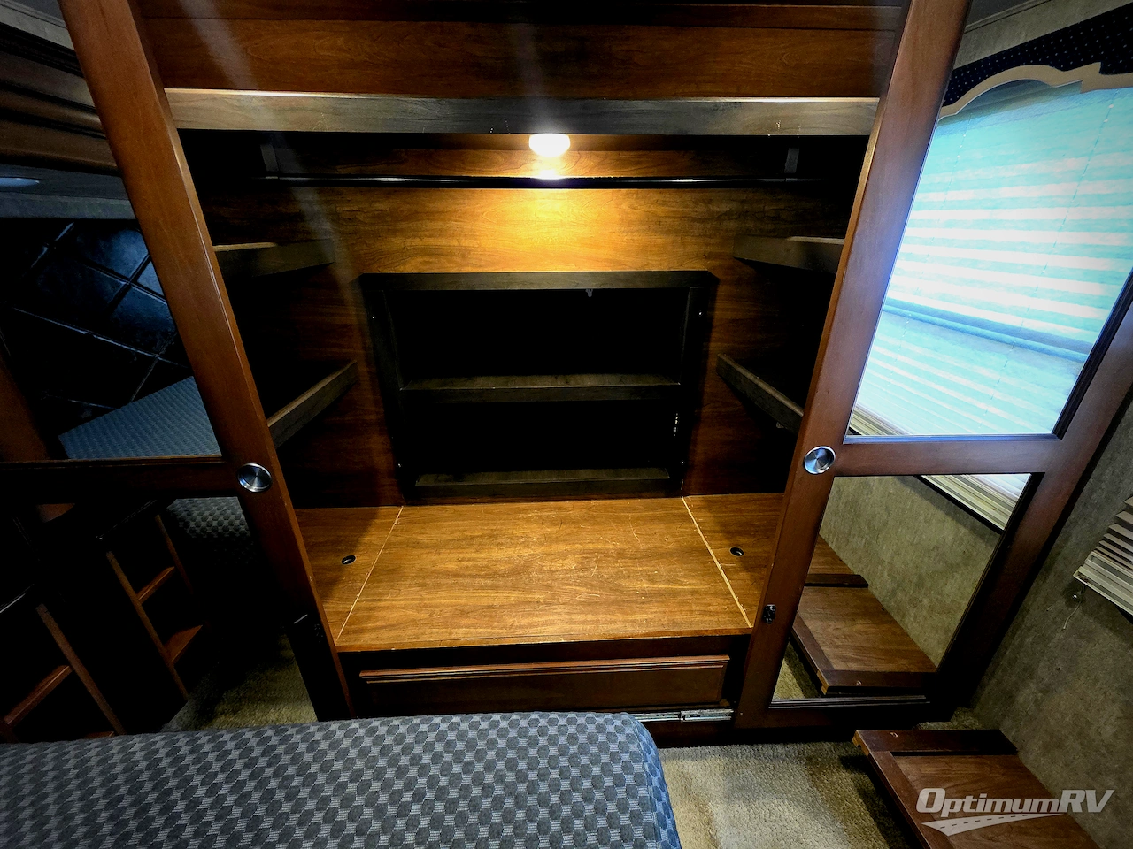 2015 Keystone Montana 3611 RL Photo 16