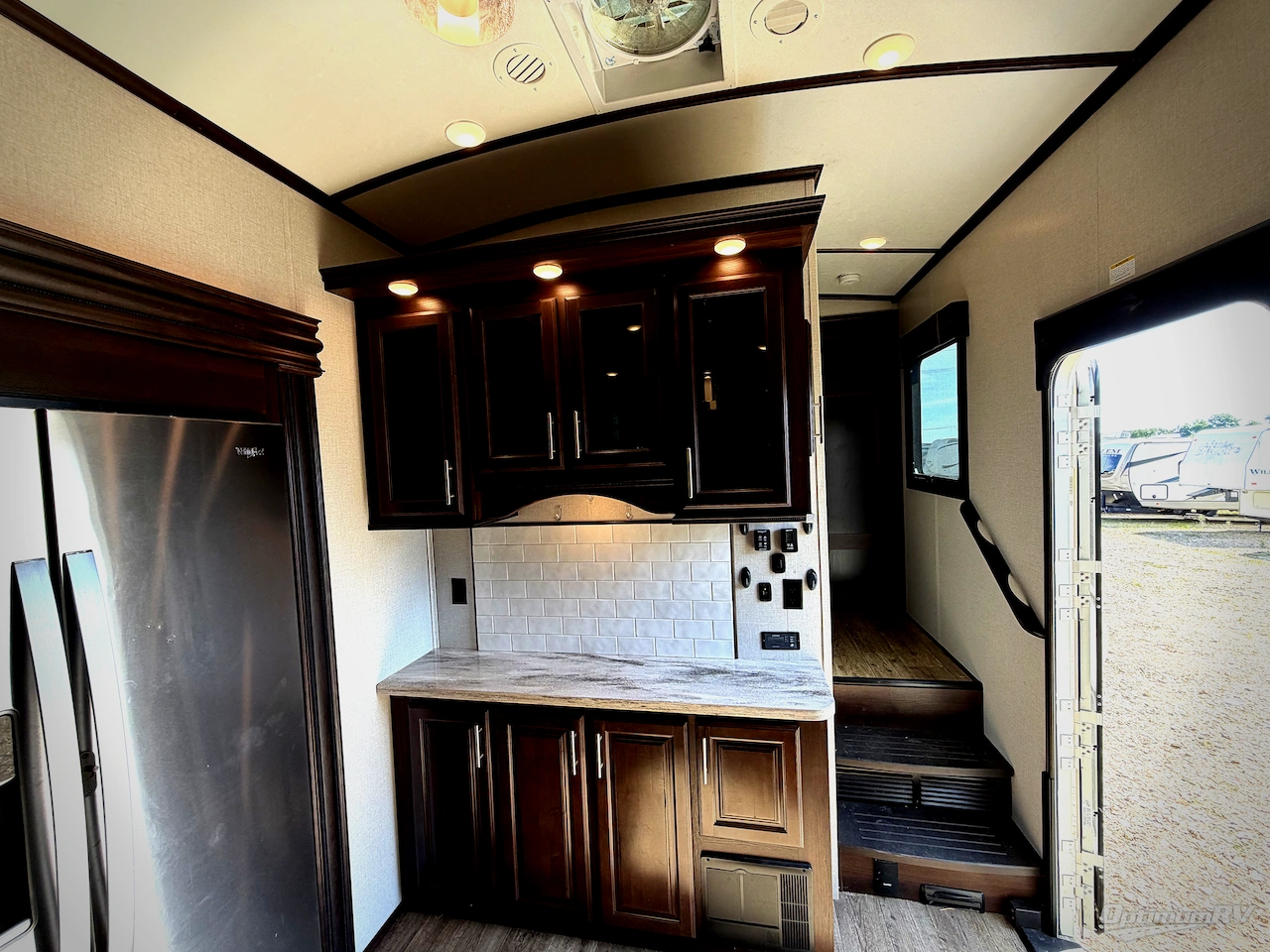 2019 Jayco North Point 387RDFS Photo 9