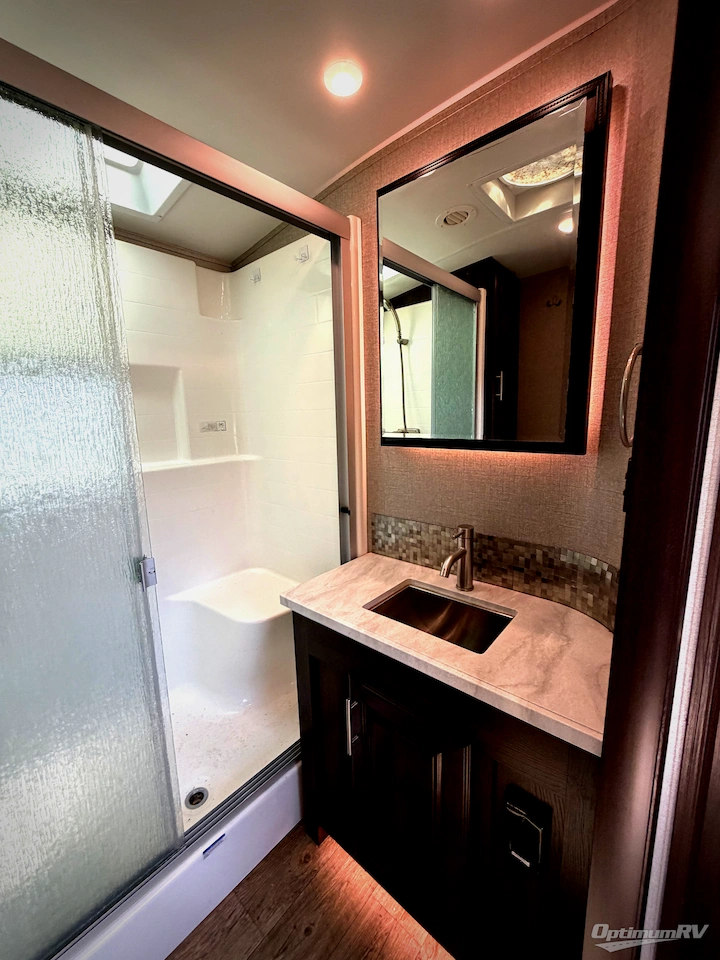 2019 Jayco North Point 387RDFS Photo 17