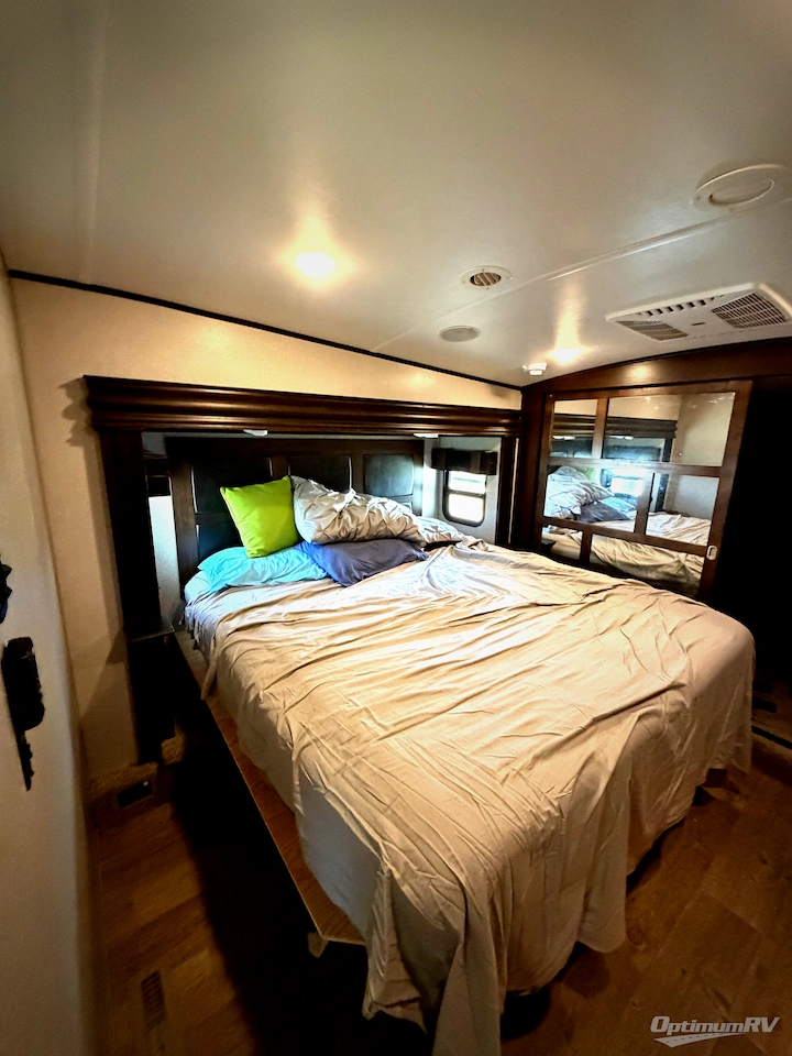 2019 Jayco North Point 387RDFS Photo 20