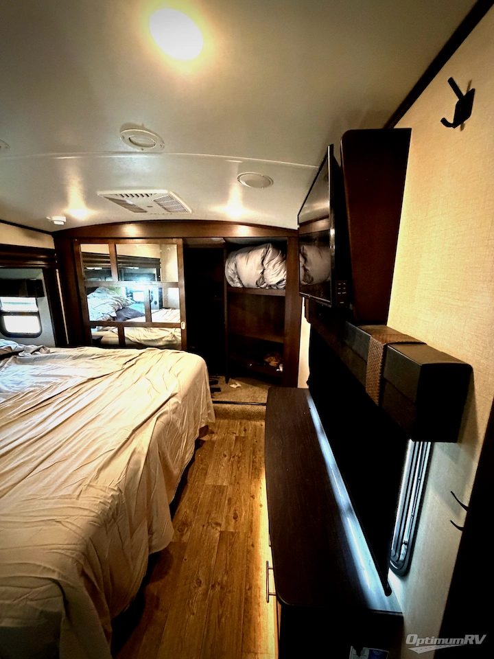 2019 Jayco North Point 387RDFS Photo 21