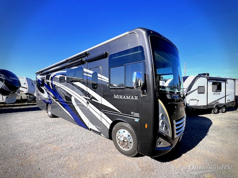 Used 2023 Thor Miramar 35.2 Featured Photo