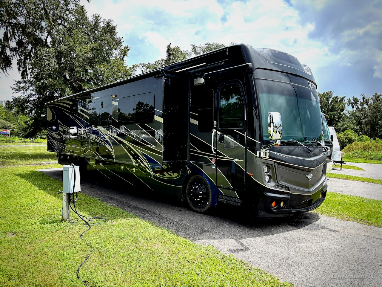 Fleetwood Discovery LXE 40G