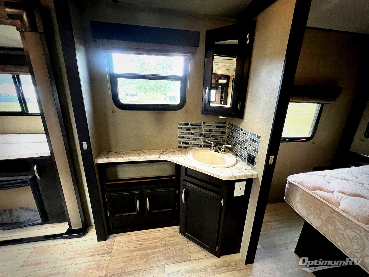 2018 Grand Design Imagine 2250RK Photo 17