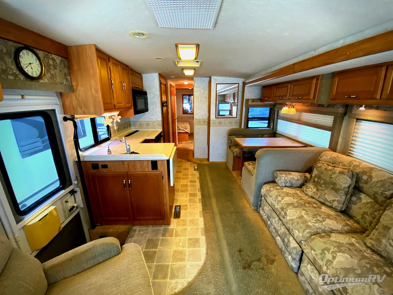 2006 Winnebago Voyage 31W Photo 4