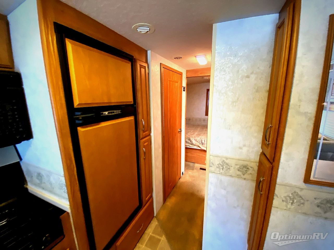 2006 Winnebago Voyage 31W Photo 19
