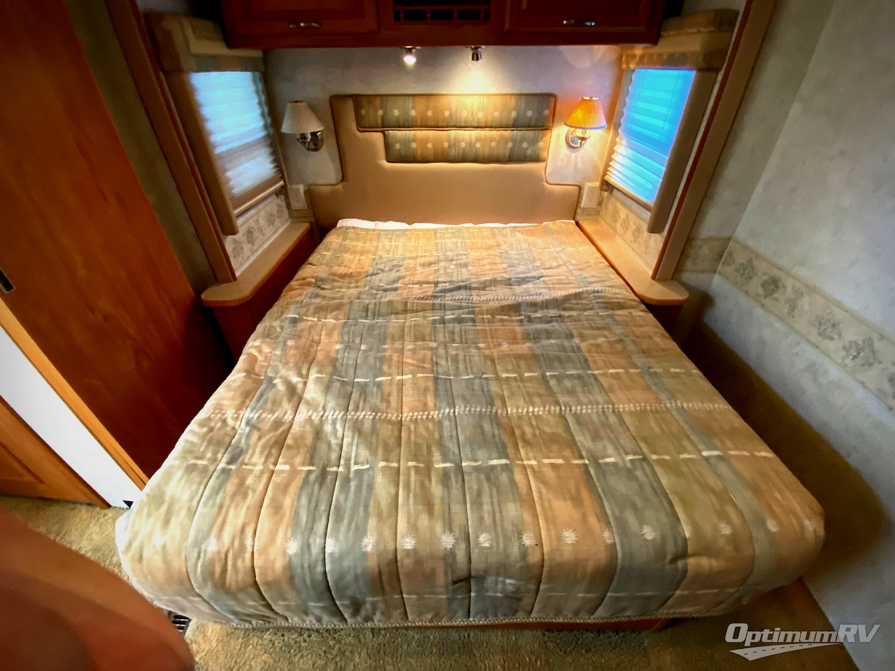 2006 Winnebago Voyage 31W Photo 29