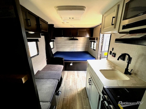 2022 Jayco Jay Flight SLX 7 174BH RV Photo 2