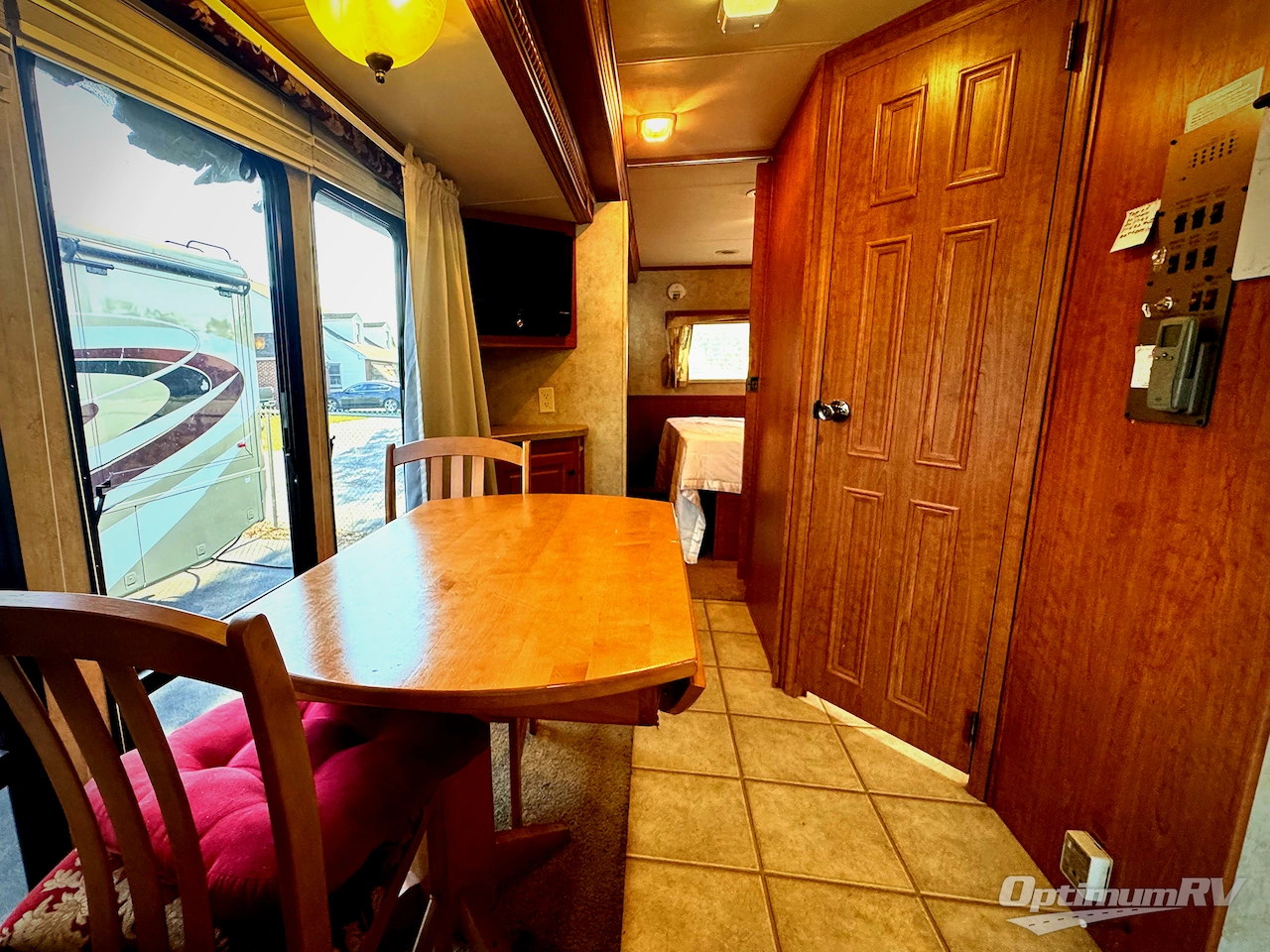 2009 Damon CHALLENGER 371 Photo 10