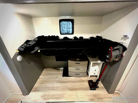 2019 Jayco Jay Flight SLX 8 324BDS RV Photo 4