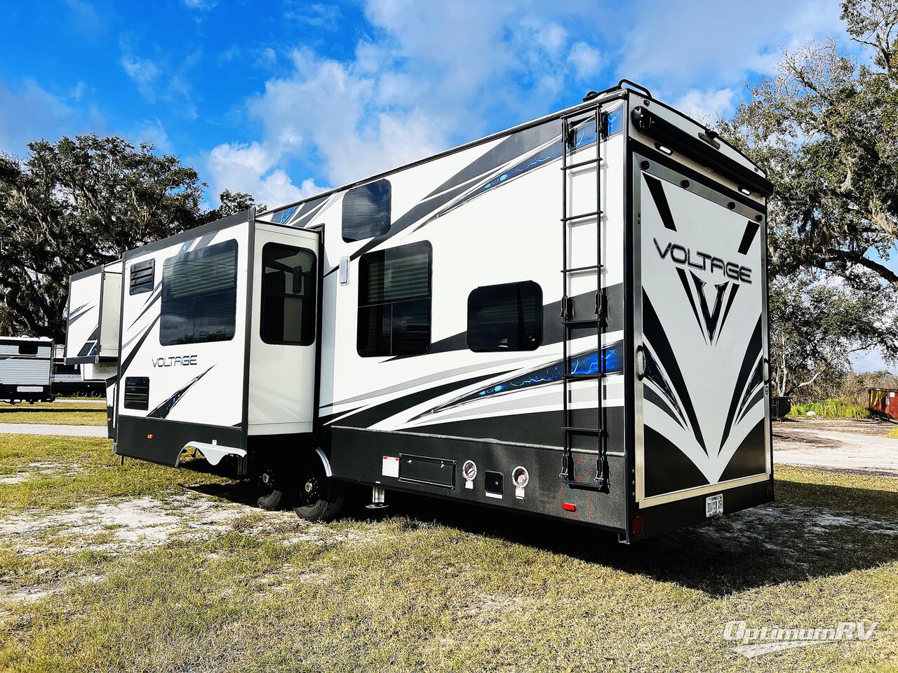 SOLD! - Used 2019 Dutchmen Voltage V3705 Fifth Wheel at Optimum RV
