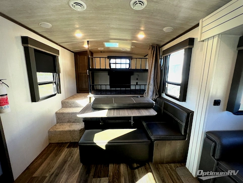 2022 Keystone Cougar Half-Ton 30BHS RV Photo 2