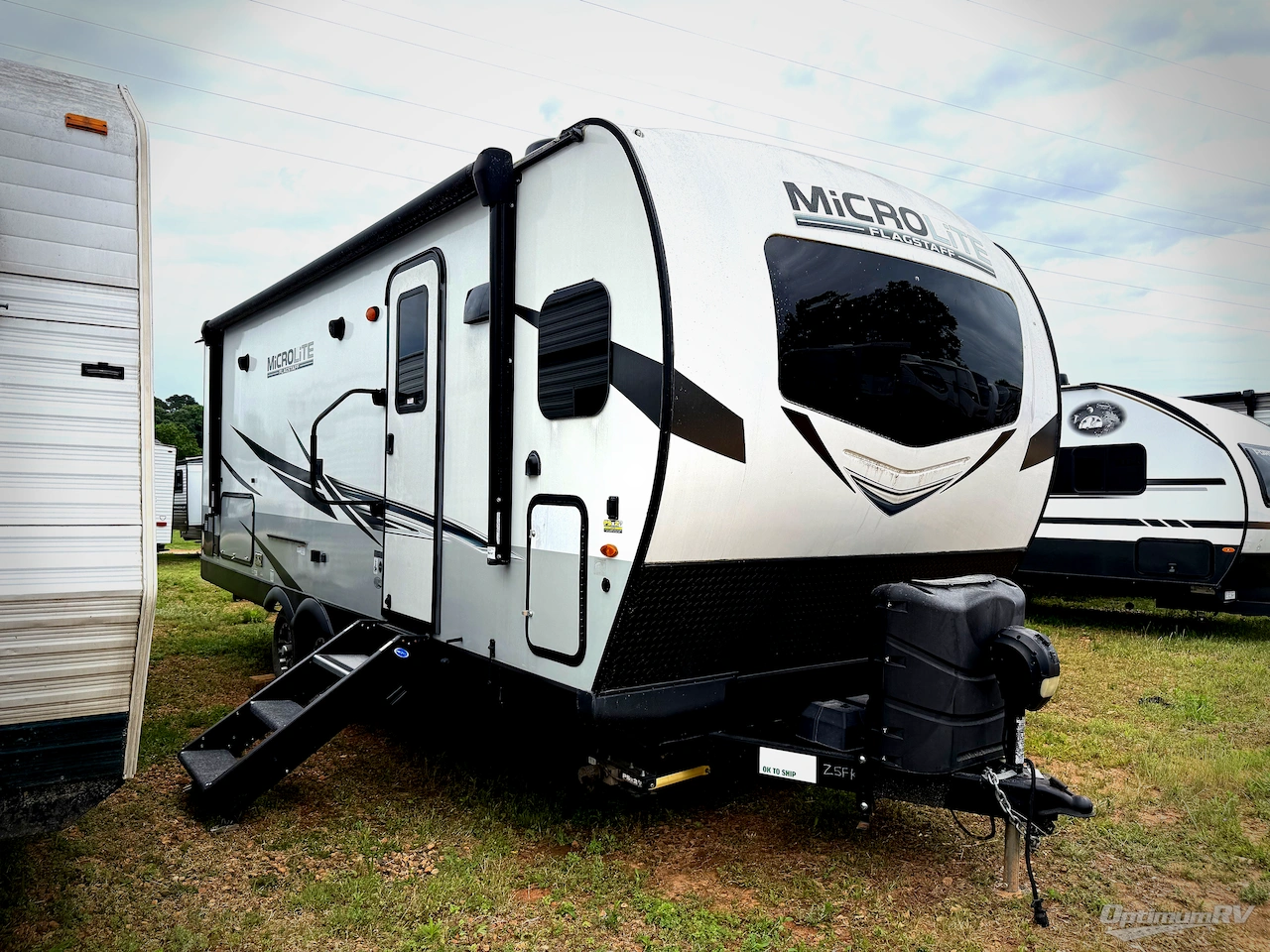 2022 Forest River Flagstaff Micro Lite 25FKS Photo 1