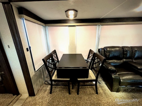 2022 Shasta Phoenix 367BH RV Photo 4