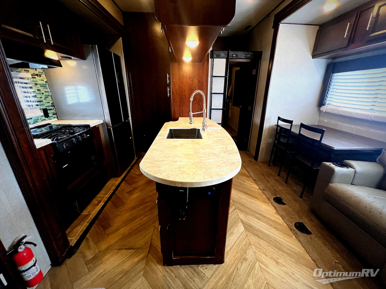 2018 Forest River Vengeance 320A Photo 4