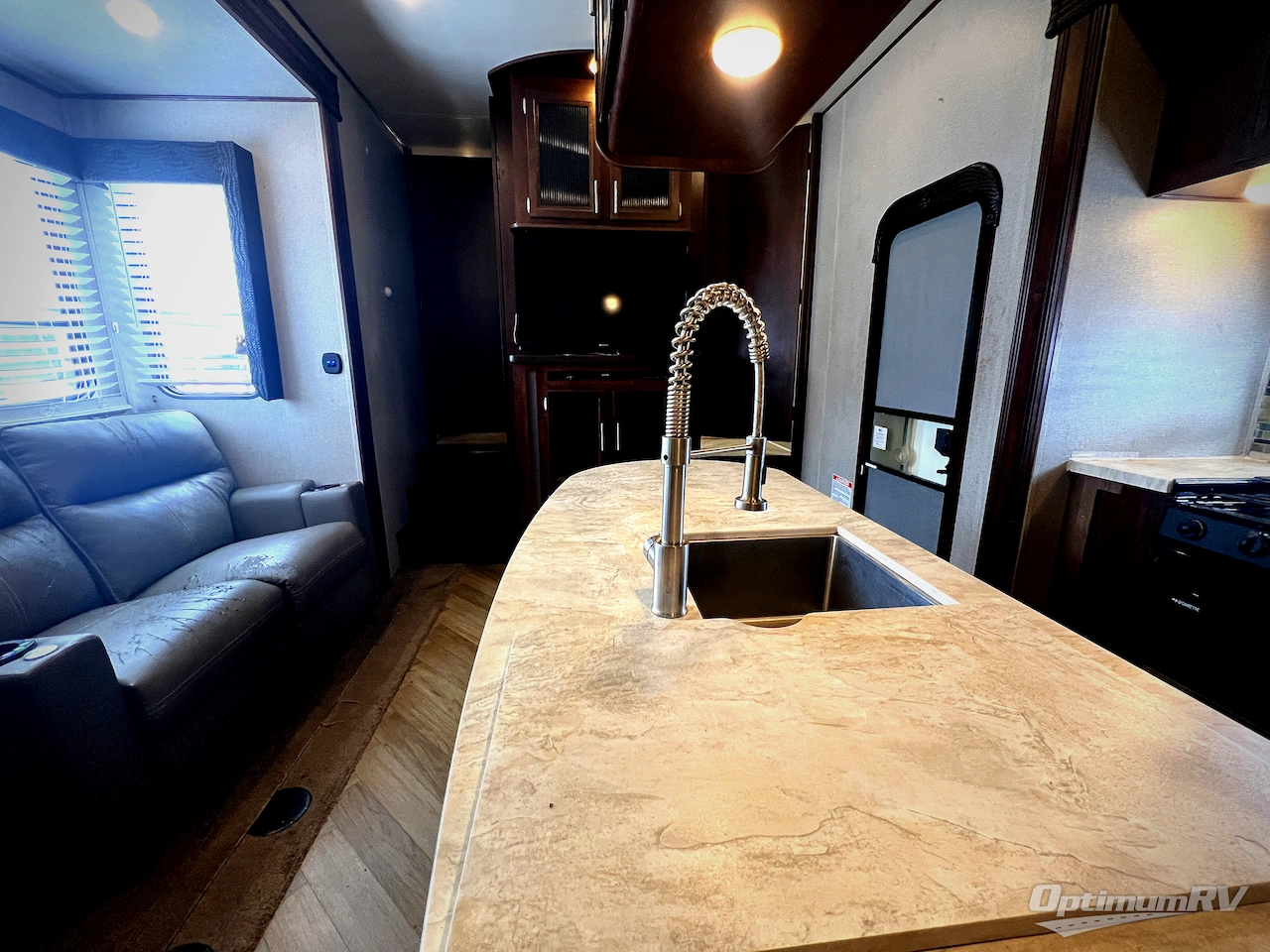 2018 Forest River Vengeance 320A Photo 5