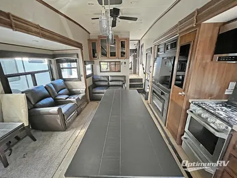 2020 Jayco Eagle 319MLOK RV Photo 2