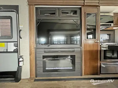 2020 Jayco Eagle 319MLOK RV Photo 3