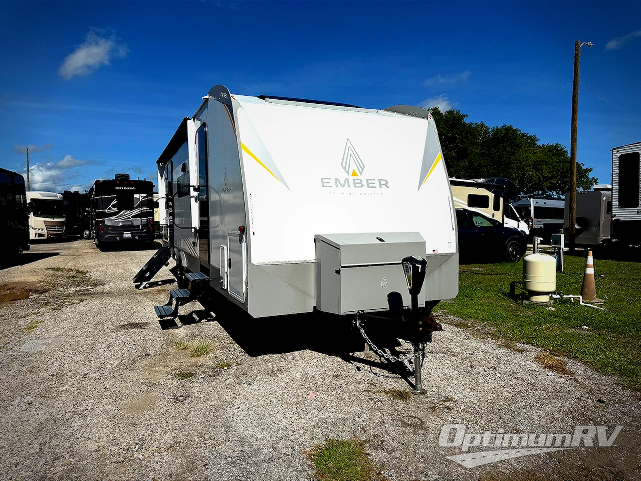 2023 Ember Touring Edition 28BH Photo 1