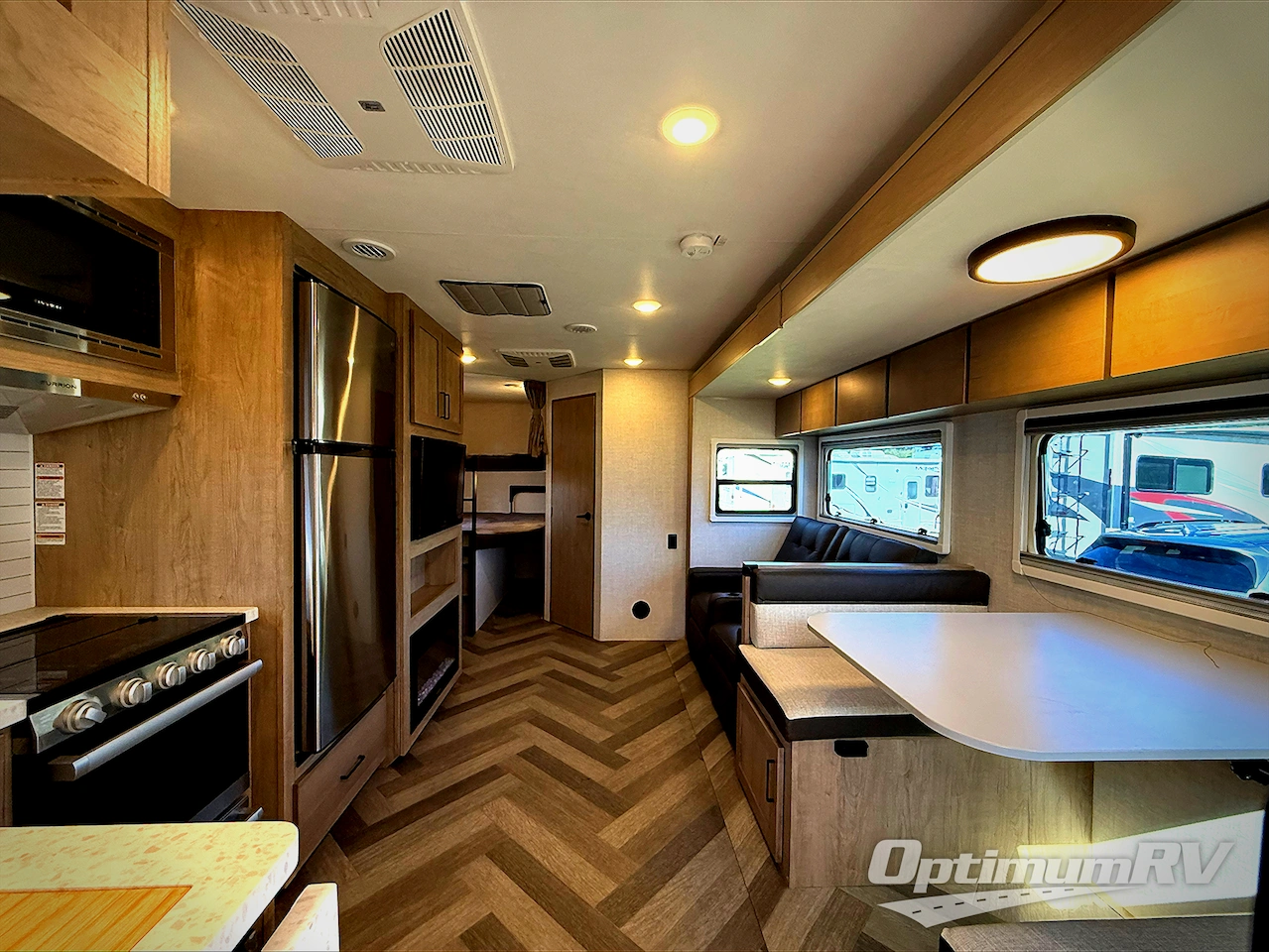 2023 Ember Touring Edition 28BH Photo 5